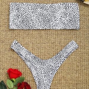Leopard thong bikini